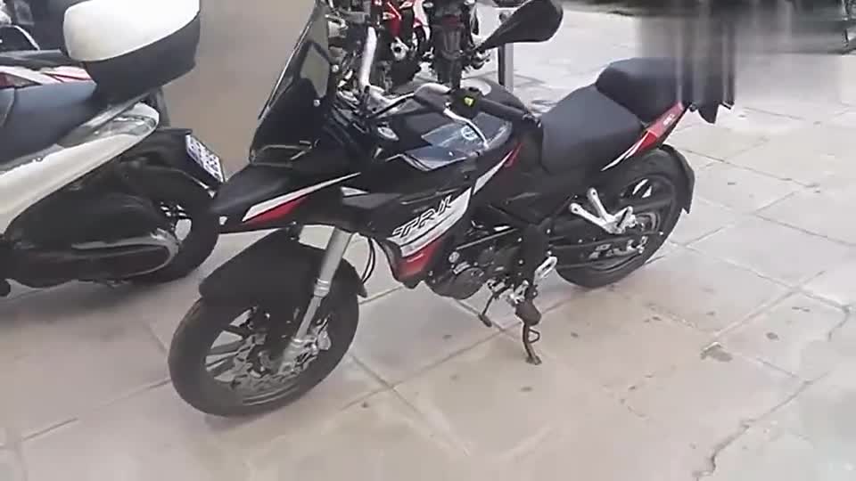 车型鉴赏，实拍贝纳利TRK251海外版，感觉怎样