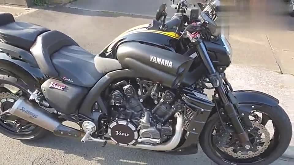 雅马哈“大魔鬼”实车展示，排量17L，真心霸气