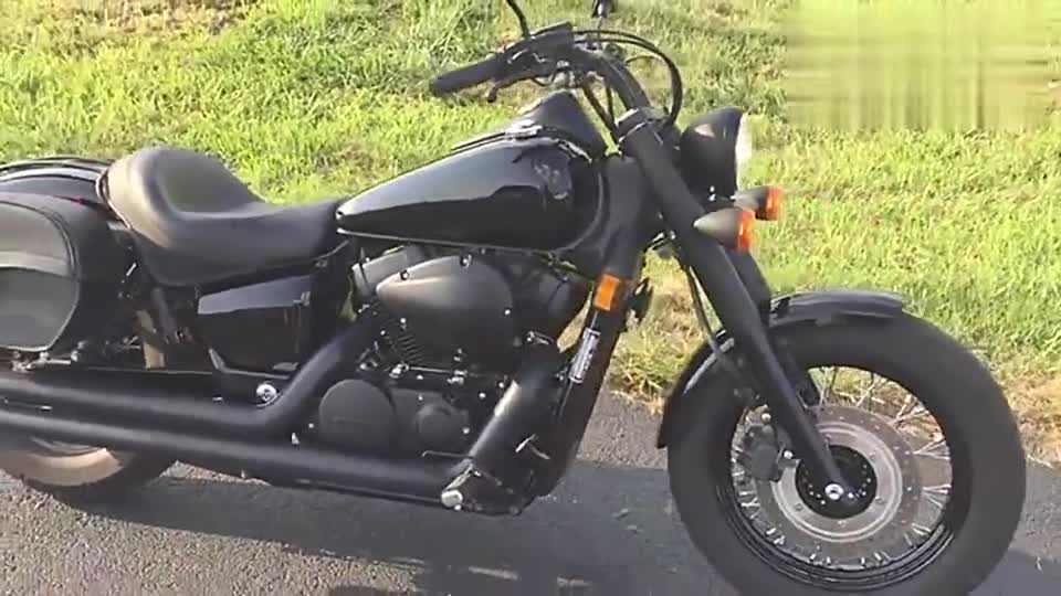 实拍本田沙都750，声浪不输哈雷