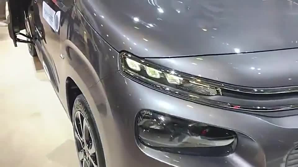 雪铁龙新款“面包车”全面展示，七座布局，行李箱空间超大