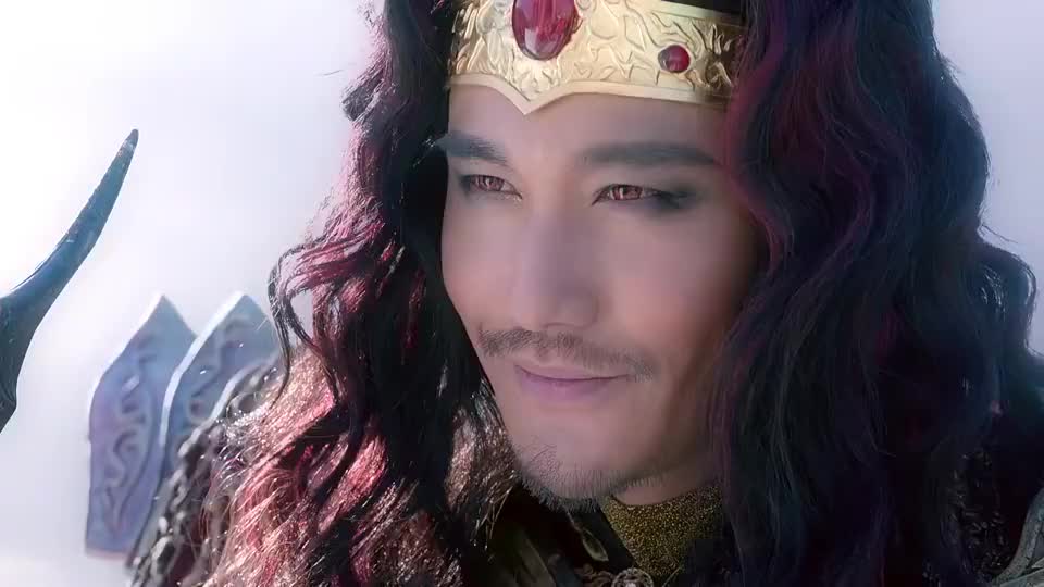 幻城火王当众残杀冰王的儿女冰后痛不欲生