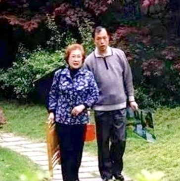 99岁秦怡:辉煌背后全是泪,自爆女儿要嫁乡下有妇之夫