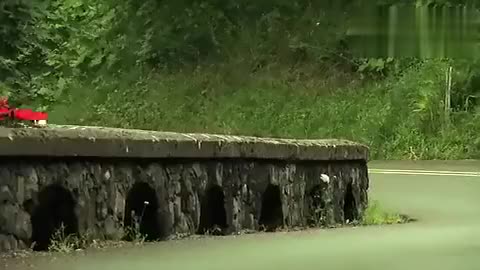 2019款全新道奇挑战者骚红款 标准美式肌肉范