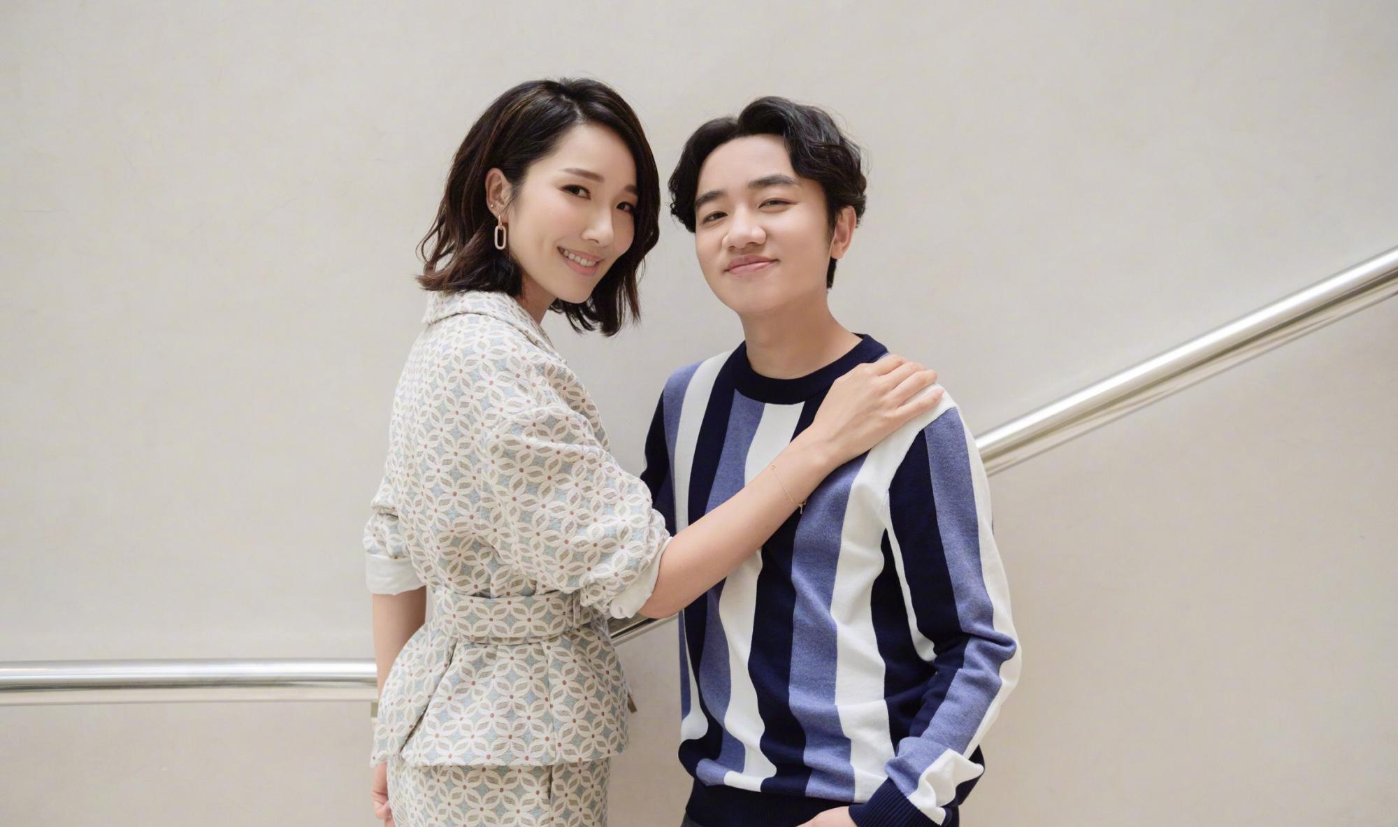 王祖蓝李亚男夫妻齐营业激萌身高差着实抢镜大长腿爆屏惹人羡