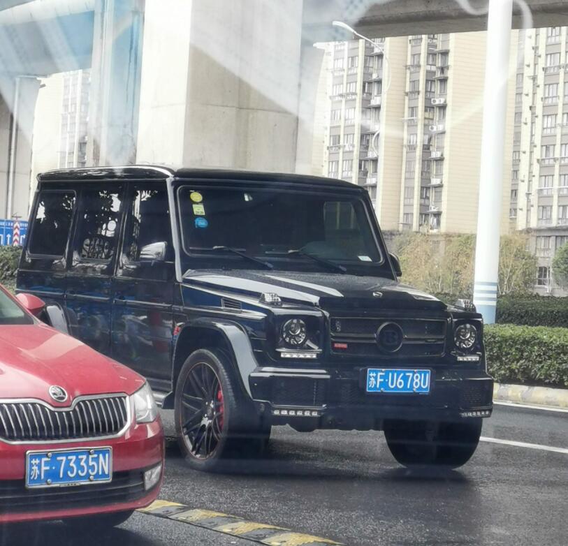 南通江海大道实拍奔驰G65AMG，改装巴博斯套件相当霸气！