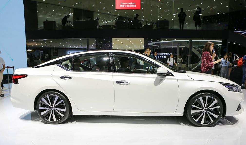 新款天籁2023款价格图片,日产天籁图片