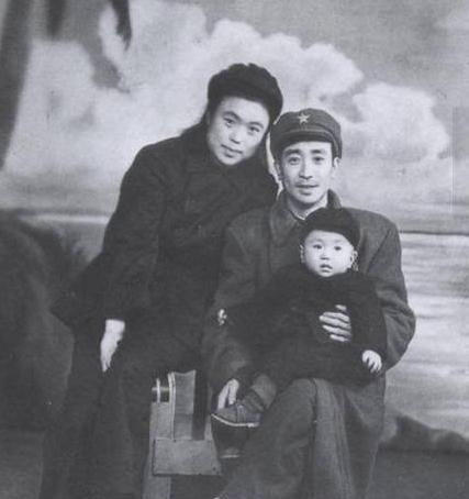 江腾蛟擅长拉关系,被主席多次评价:不可