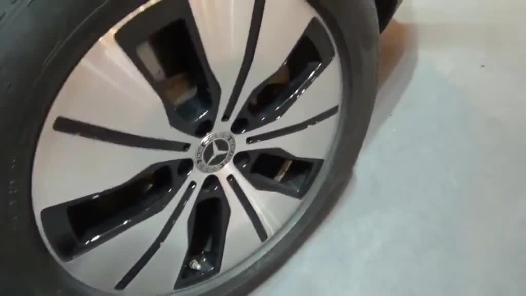 2020款全新奔驰EQC