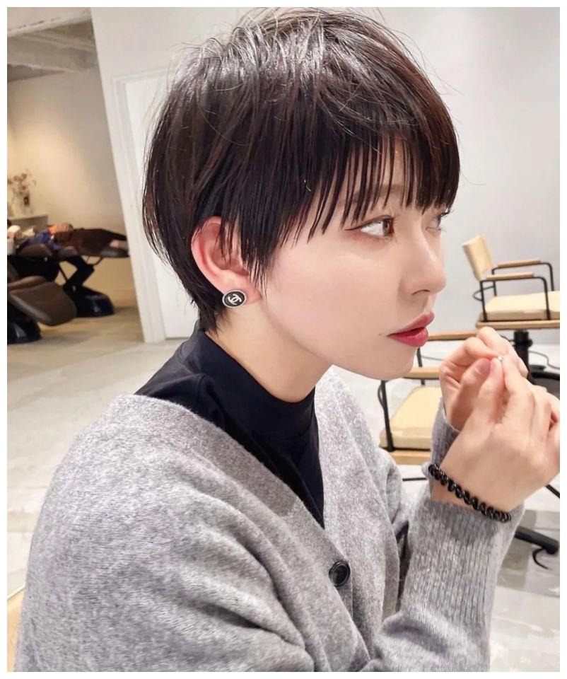 短发,永不过时的发型,2022年短发流行回来了