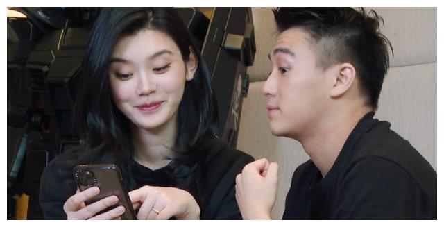 奚梦瑶hold住何猷君了？豪门扩招的她，为“四房”带来了什么？