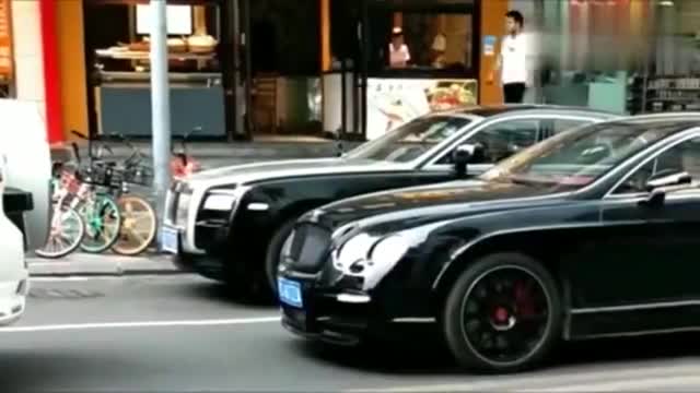 宾利欧陆VS劳斯莱斯古斯特对飙，最后被出租车抢了风头？