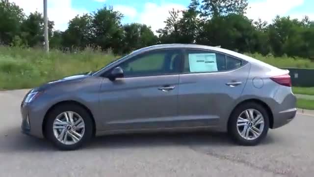 新款现代伊兰特 经典车型再现！