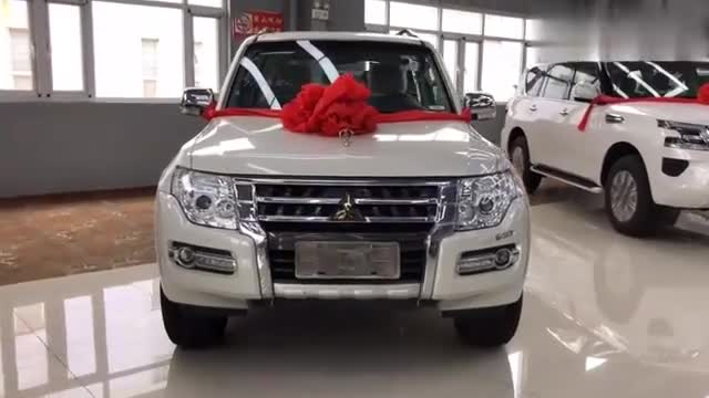 实拍三菱帕杰罗，还是曾经的那个山猫，你愿意为情怀买单吗？