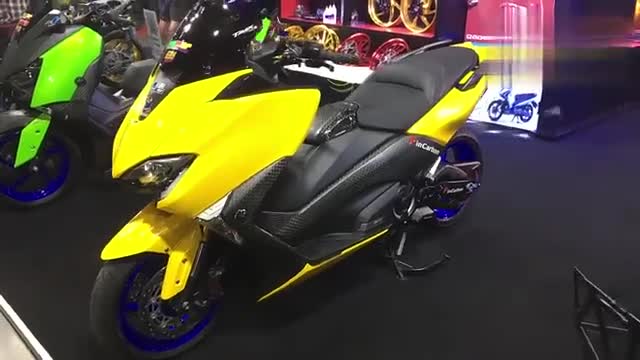 车展现场,雅马哈高颜值踏板车,感