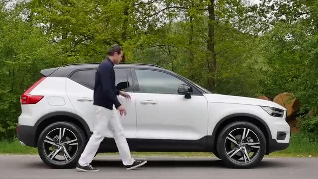 全新沃尔沃XC40T4R-Design，外观设