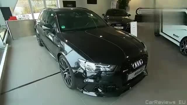 奥迪RS6到店实拍，按下钥匙打开LED