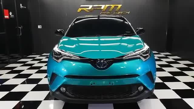 时尚前卫很动感，实拍丰田CHR，这颜