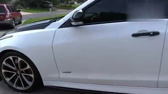 攻击性十足，实拍改装凯迪拉克ATS-V