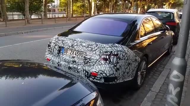重磅新车，2021款奔驰全新S级实拍，比上一代好看太多，真是帅气