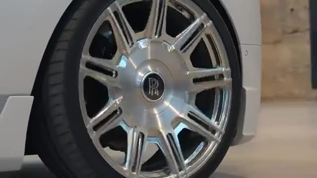 劳斯莱斯幻影，海外豪车实拍欣