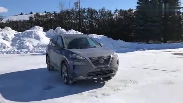 雪地实拍2021款日产奇骏Platinum，太漂亮了！