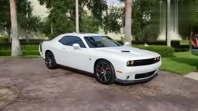 车比人凶之典范，实拍道奇挑战者