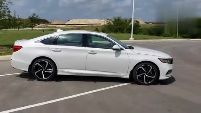 大气运动轮毂特别帅，实拍白色第