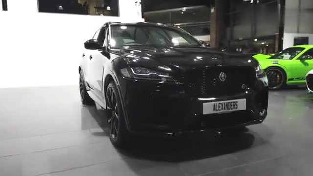 一台漂亮的高性能SUV，实拍欣赏捷豹F-PACESVR