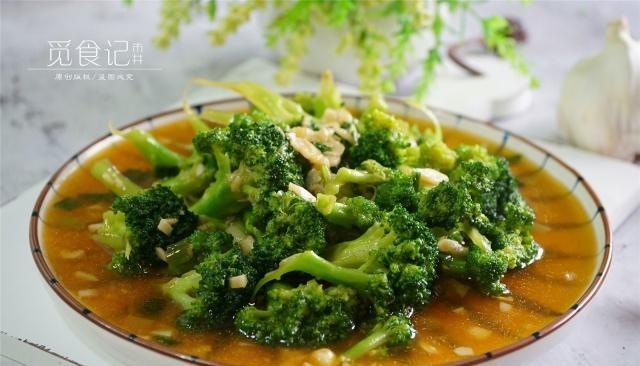 夏天，遇到这菜我从不放过，叶酸含量高，女士要经常吃