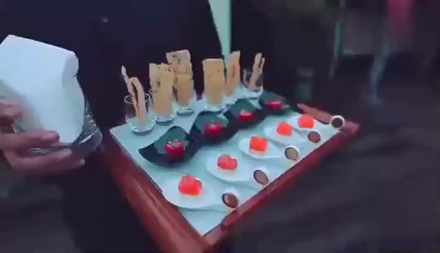 法拉利812superfast到店发布，就问你