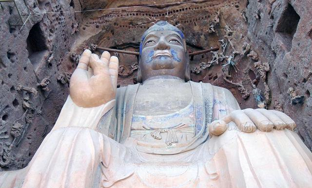 据记载,大象山石窟最初命名时,并不是