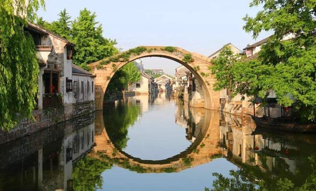 我国唯一入选世界遗产的古镇不是乌镇西塘风景绝美十分富庶