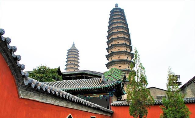 山西太原双塔寺400多年历史有唯一明代牡丹紫霞仙门票20元