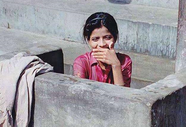 印度掀起“厕所革命”：解决户外如厕尴尬，婚房有马桶奖励5000块