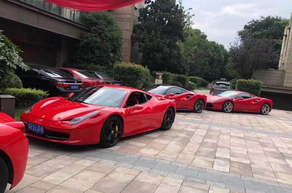 江苏常熟实拍法拉利车友聚会，气场不是一般的强大！