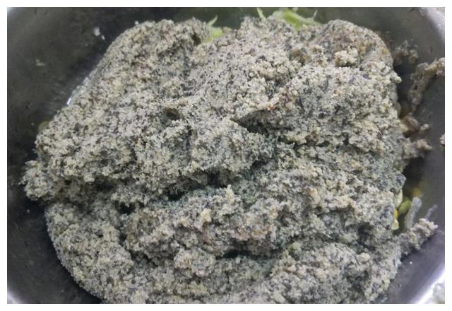 改善白发头,早餐就做这个饼给家人吃,豆渣变美味,做法特简单