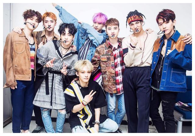 霍尊健身房被偶遇,本人身高1米8,一身肌肉,网友:被脸给骗了