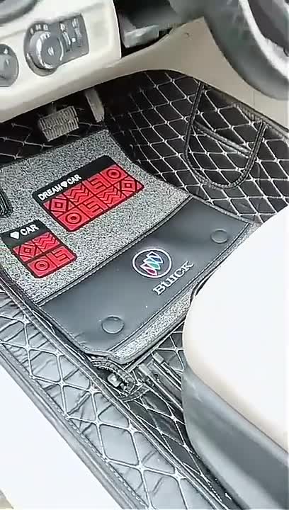 别克英朗铺车脚垫实拍