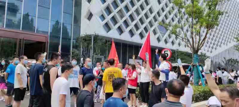 城市"双重大考 杨开元主动作为绽放青春之光
