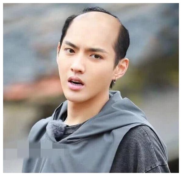 吴亦凡,要是秃顶了就剃光头吧,其实西游里面造型还是可以的.