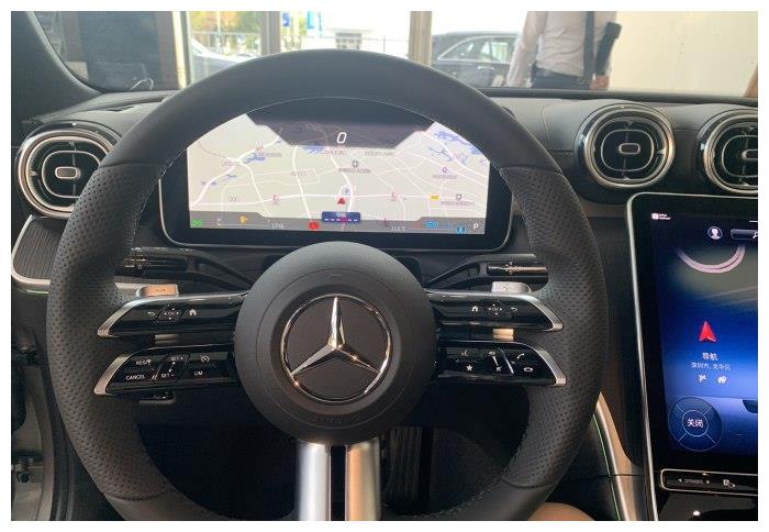 c260l奔驰图片 内饰,奔驰c260l内饰图片 深圳订新奔驰c260l黑外红内