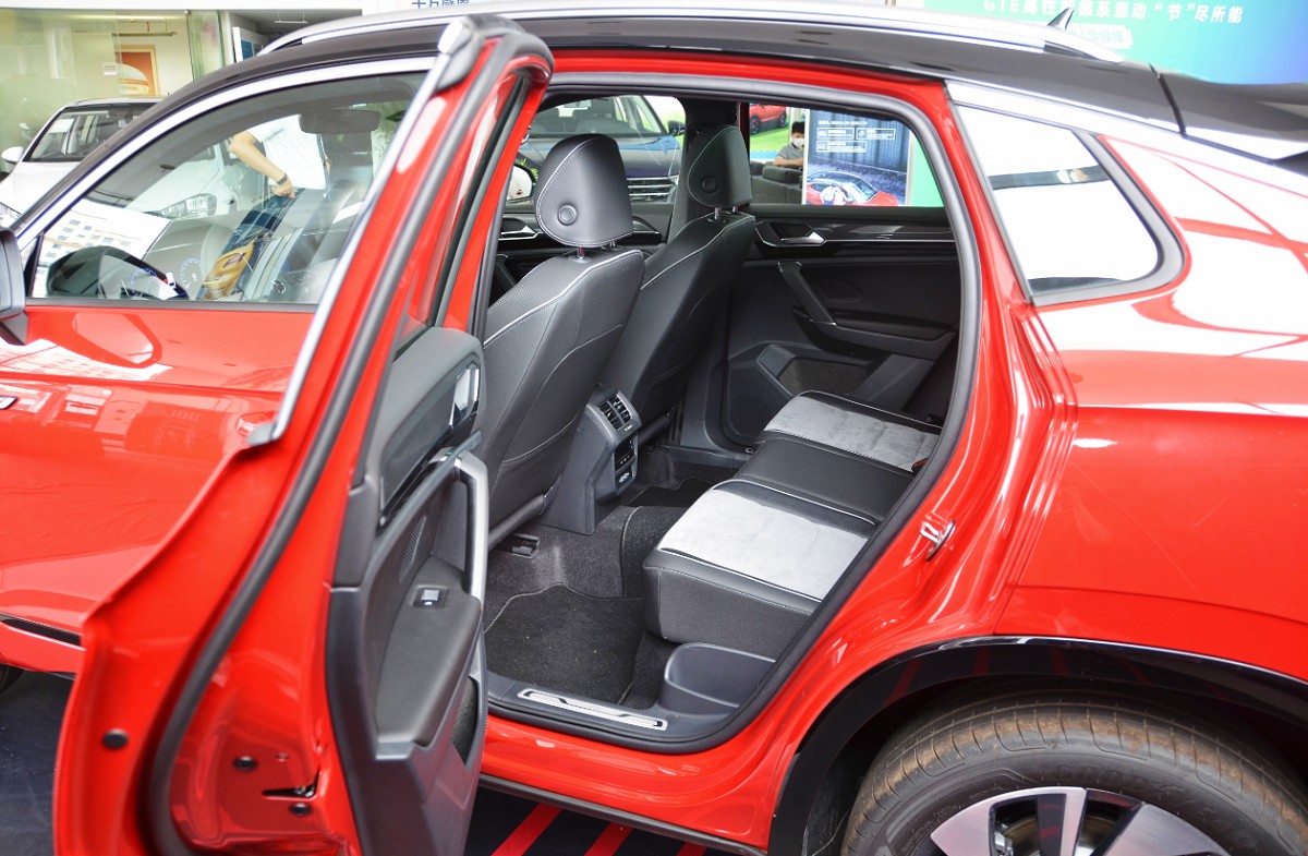 007探店：这次我的牌是“王炸” 一汽-大众探岳X静态体验