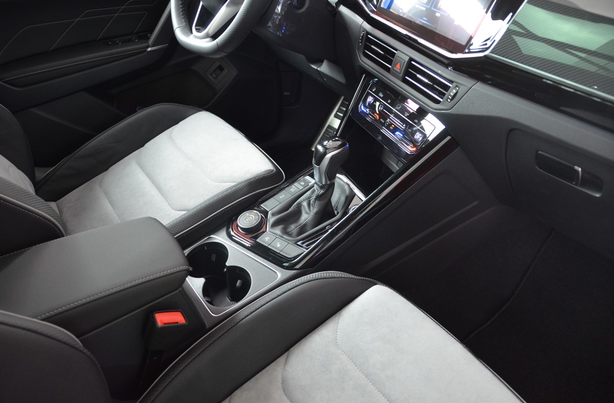 007探店：这次我的牌是“王炸” 一汽-大众探岳X静态体验