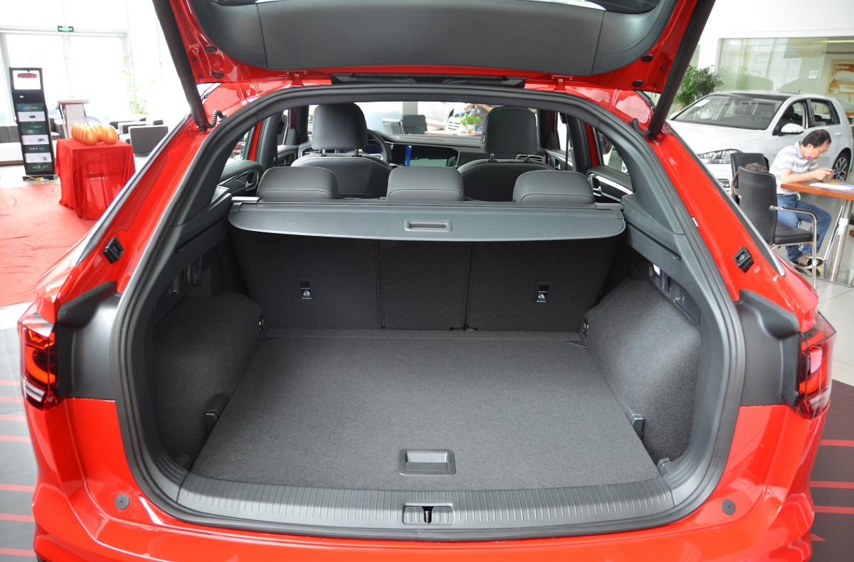 007探店：这次我的牌是“王炸” 一汽-大众探岳X静态体验