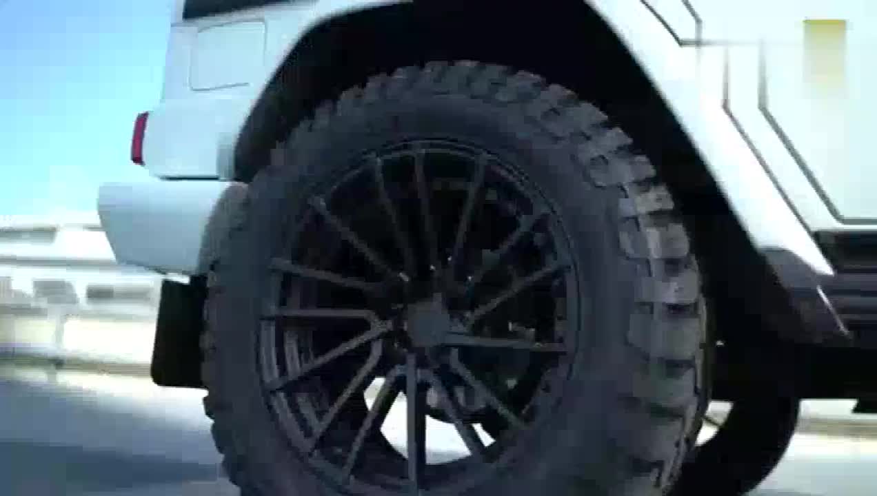 实拍奔驰柴油越野车G350！