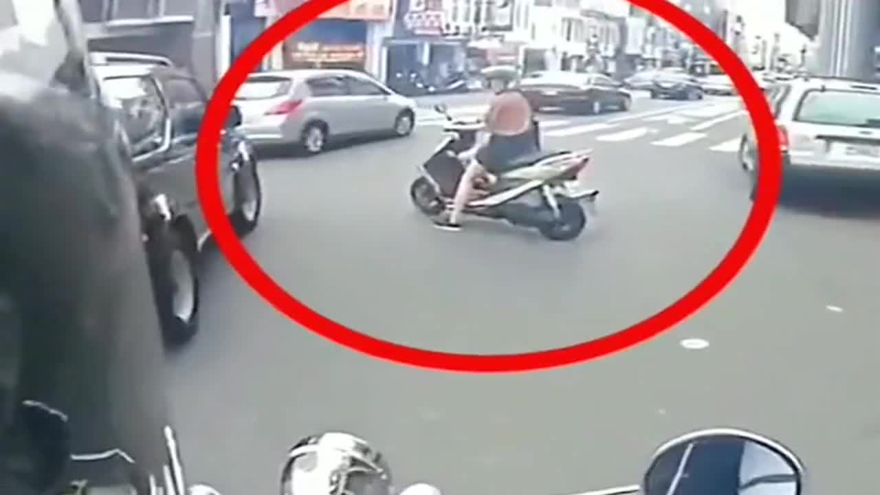 还好有惊无险不然找谁说理呢?