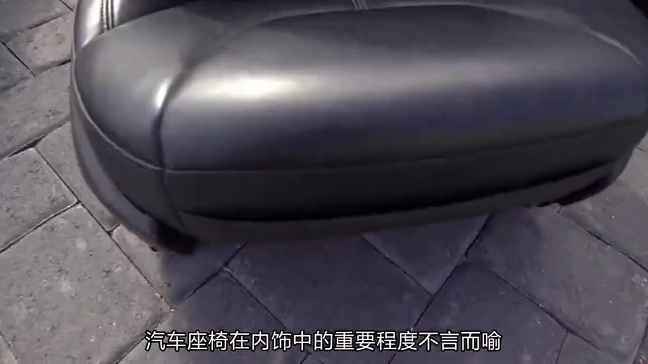 特斯拉的座椅有多牛？用匕首暴力拆解一目了然！