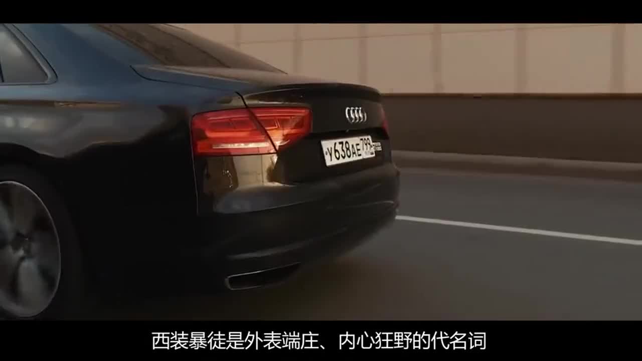 奥迪R8遇到S8时眼见为实！