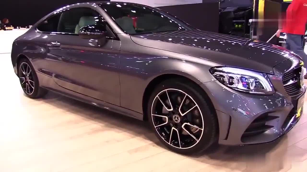 最帅的奔驰C级来了！全新C-Coupe外观太帅了！