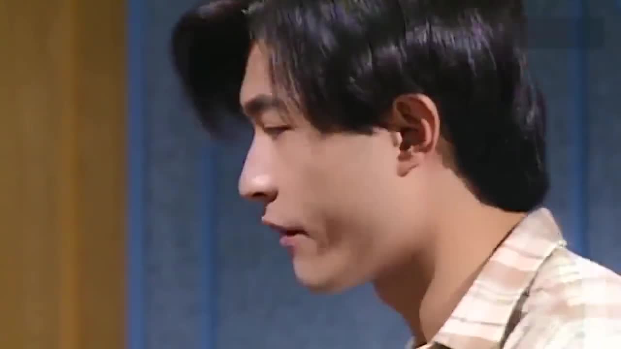 古天乐年轻时的颜值,果然只有太阳能黑他